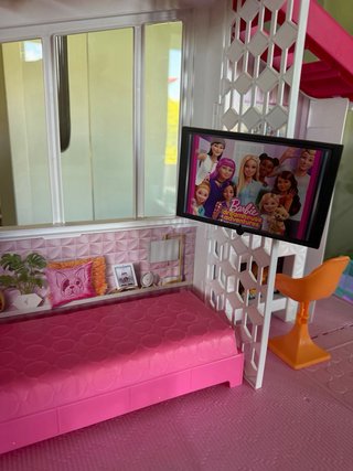 Mansión Barbie con tobogán y piscina