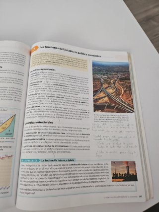 Economía : 1 Bachillerato Savia