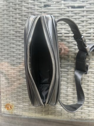 Riñonera Louis Vuitton Negra