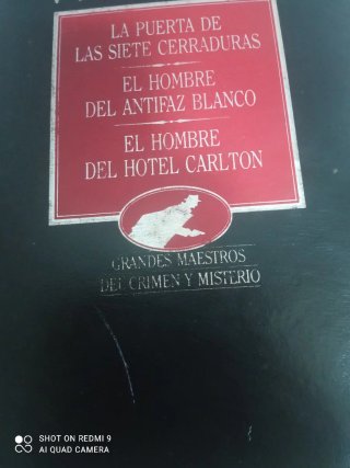 2 tomos  Grandes maestros del crimen y misterio