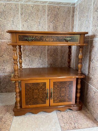 Mueble auxiliar madera clásico