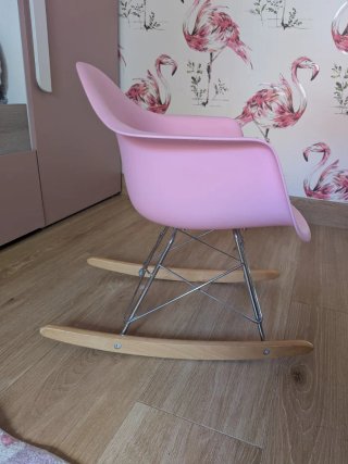 Mecedora infantil rosa