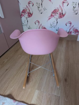 Mecedora infantil rosa