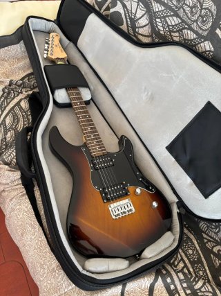Guitarra Eléctrica Yamaha Pacifica