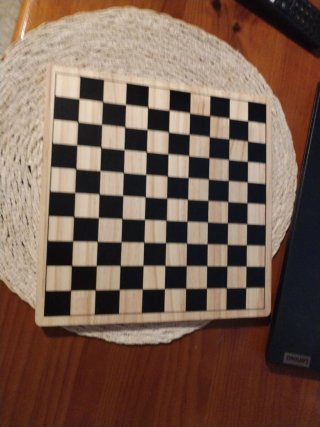 Juego de mesa de madera 4 en 1