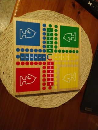Juego de mesa de madera 4 en 1