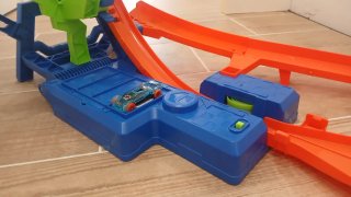 Pista de Coches Hot Wheels Stunt Tracks