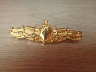 Insignia Armada Dorada Espadas Submarino