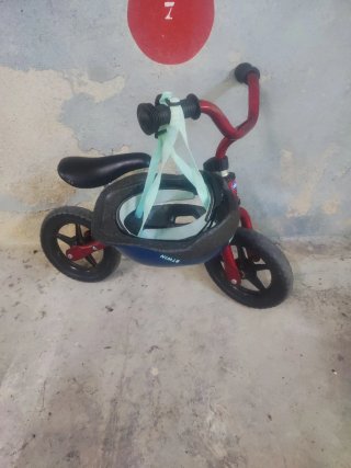 Bicicleta de equilibrio roja Red Bullet