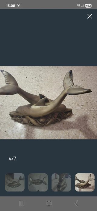 Mesa base con delfines de metal