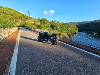 Hyosung GT650RI