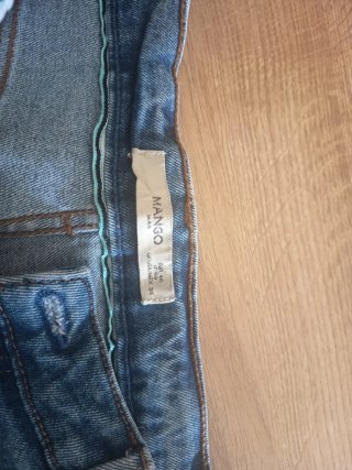 Vaqueros cortos Mango