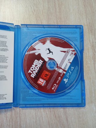 Tomb Raider Definitive Edition PS4