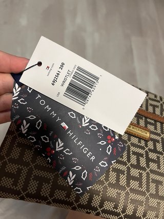 Bolso de mano Tommy Hilfiger monograma