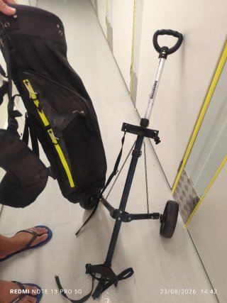 Estructura, arnés y funda para palos de golf