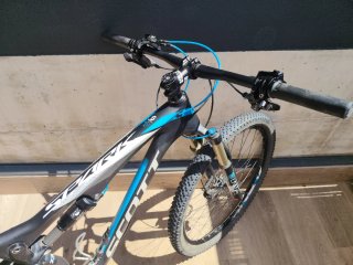 Scott Spark 730 Carbono (27.5") – Doble Suspensión