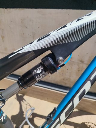 Scott Spark 730 Carbono (27.5") – Doble Suspensión