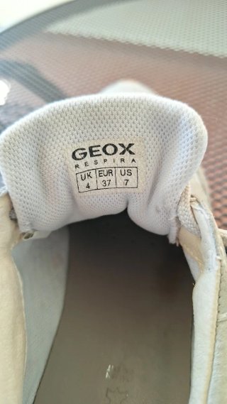 Scarpe Geox Tg. 37 Grigie e bianco.