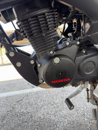 Honda CB125F Negra