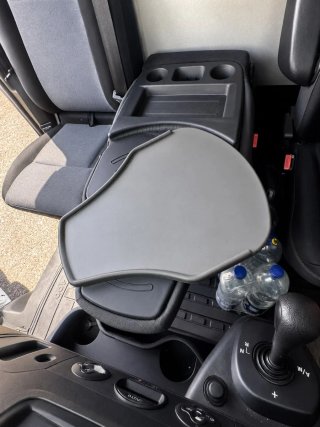 Nissan NV400 2018