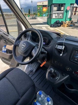 Nissan NV400 2018