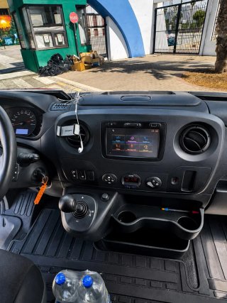 Nissan NV400 2018
