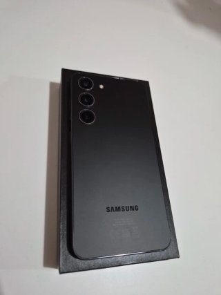 Samsung Galaxy S23 Negro/Gris