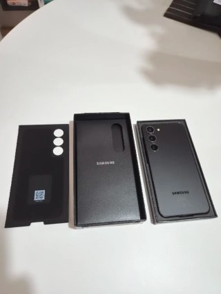 Samsung Galaxy S23 Negro/Gris