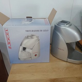 Trituradora de gelo Jocel