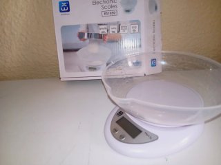 Báscula de cocina nueva