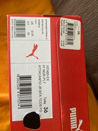 Zapatillas de fútbol Puma nuevas precio negociable