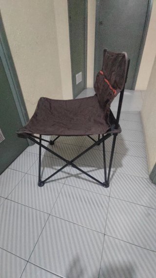 Sedia pieghevole Quechua MH100 con custodia