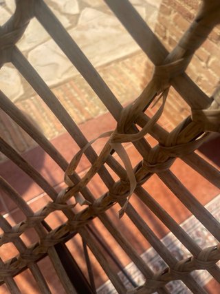 Sillas Terraza Ratán y patas metálicas
