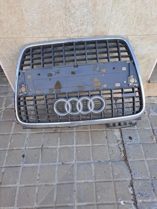 Rejilla Audi A4 2006