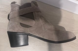 Botines Bimba y Lola beige/gris