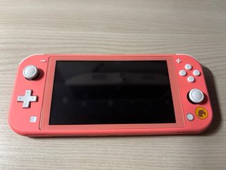 Nintendo Switch Lite Edizione Animal Crossing