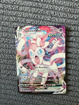 Sylveon VMAX 075/203 Cielos Evolutivos