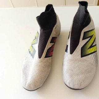 Botas de fútbol New Balance Tekela