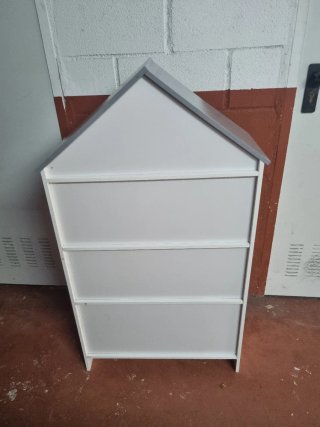 Estantería casita madera blanca y gris