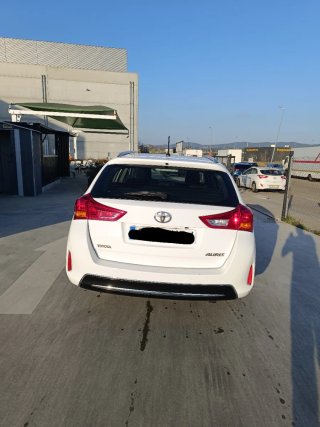 Toyota Auris 2013