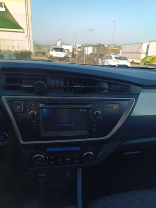 Toyota Auris 2013