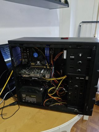 Torre PC Cooler Master Negra/Plateada