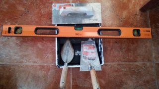 Nivel y Paletas para Chapuzas