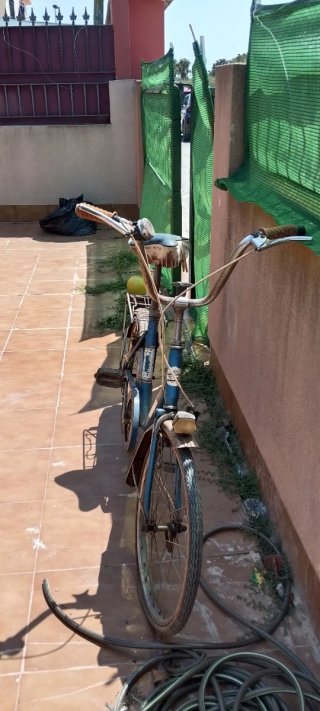 Bicicleta azul Torrot