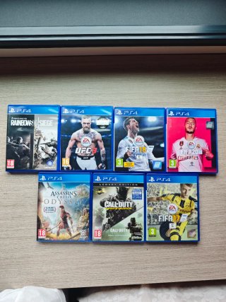 PS4 500 GB + 2 Mandos originales+ Juegos + Soporte