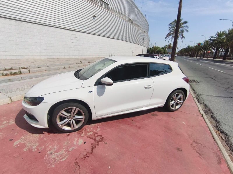 Volkswagen Scirocco 2014 - foto 1