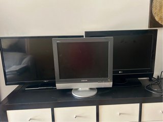 Lote 3 TVs LG, Nevir, Samsung para piezas