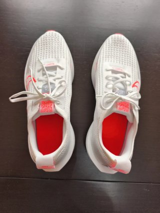 Nike Interact Run Talla 44 Blanco/Naranja