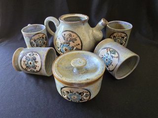 Juego de té/café de cerámica pintada a mano