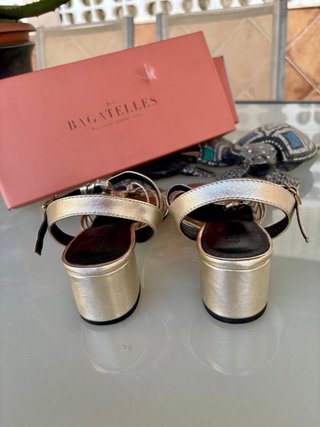 Sandalias Les Bagatelles Piel Talla 37 Doradas
